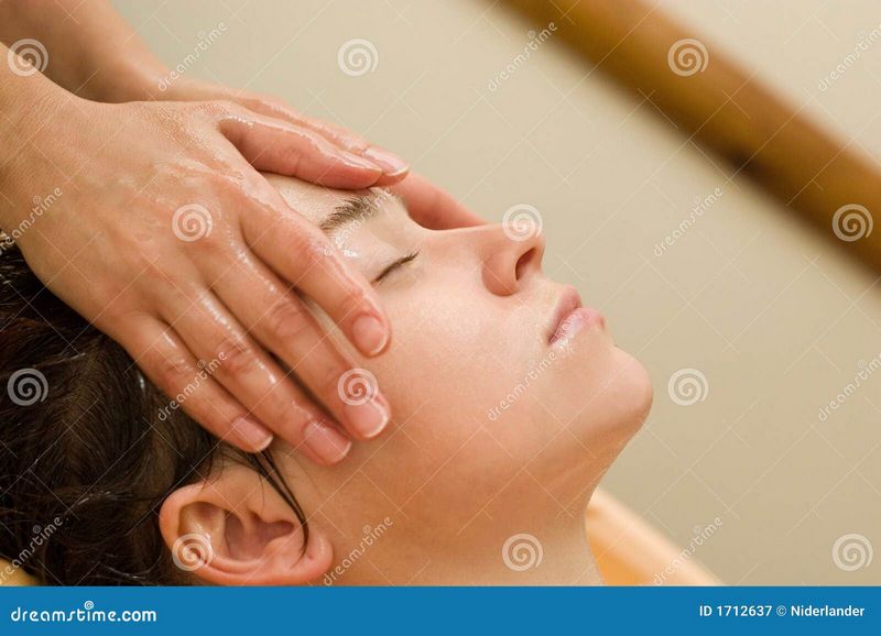 5 Significant Advantages of Ayurvedic Massage Therapy